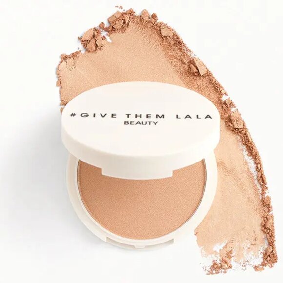 Give Them Lala Pressed Highlighter (Showstopper) - Picture 2 of 3